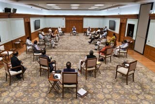 MINISTERS FOLLOWED SOCIAL DISTANCING AT UNION CABINET MEETING