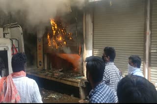 Fire in closed shop due to short circuit