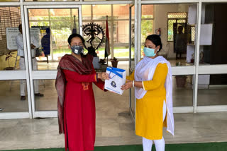 sanitation kit is distributed to New custom house staff in delhi due to corona pandemic