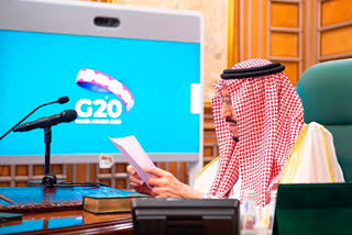 G20 leaders in video call to coordinate virus response