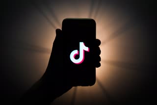 student commited suicide for tiktok video