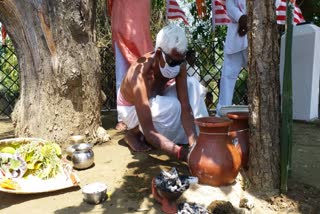 Sarhul festival in Ranchi, worship of nature, corona virus, Sarhul in jharkhand, रांची में सरहुल पर्व, प्राकृति की पूजा, कोरोना वायरस, सरहुल पर कोरोना पर्व