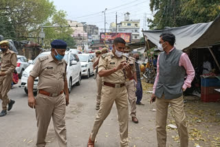 सीतापुर में लॉकडाउन