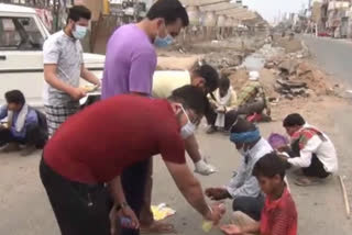 hungry were fed food during the lockdown in Palwal