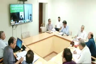 CM गहलोत ने अधिकारियों के साथ की वीडियो कॉन्फ्रेंस, CM Gehlot had a video conference with the officials