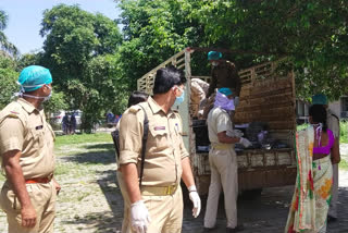 gulriha police is providing food