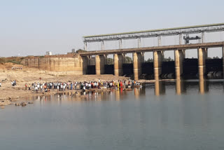 A woman drowns in the Krishna River