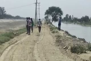 people exiting homes during lockdown through the canal in karnal