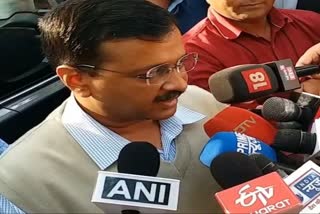 Kejriwal appeals to stop migrating people