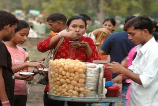 zomao tweet panipuri is tranding on social media