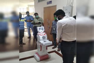 robots-provided-for-corona-victims-in-trichy-hospital