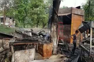 More than 5 shops burnt in fire in Bokaro