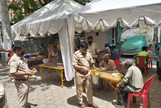 Food served to the poor people under community kitchen in ranchi