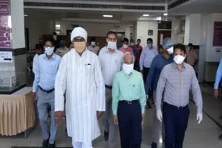 minister-prahlad-singh-patel-reviewed-health-services-in-medical-college-jabalpur