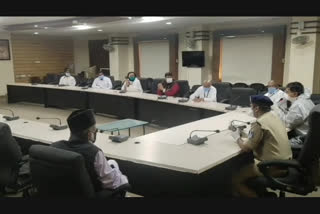 Indore district administration holds meeting with religious leaders