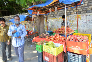 kurnool lockdown market seens