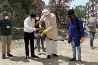 Tourism Minister, son volunteer to sanitise Bhopal streets