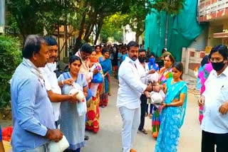 groceries distribution in nampally constituency by trs in-charge aravind kumar goud