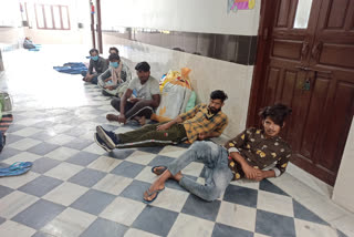 migrant labors are facing many problem in charkhi dadri shelter home