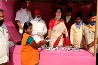 Minister Opened Free Meals canteen
