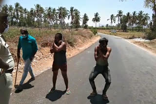 The young men who went down for a swim to reject the lock down