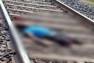 Dead body of a man found on railway track near Muri railway block of Ramgarh