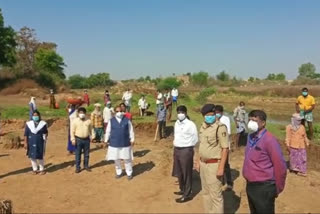 Minister Eshwarappa who inspected the work in shimoga