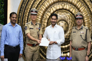 IPS Officers' Association donates 3 days wage for ap