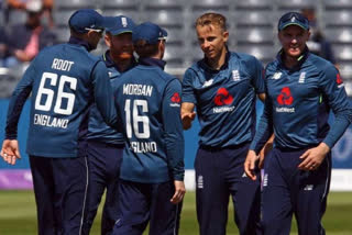 england cricket board banned cricketers from wearing smartwatches on the field