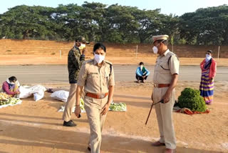 Hassan ASP Nandini corrected mask worn by a old lady