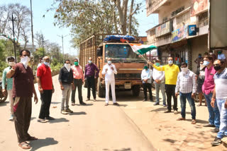 MLA Ajay Chandrakar donated 1 lakh 11 thousand donations to the PM Relief Fund with ration material of 20 lakhs