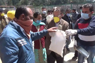 ration distributed to needy people in shimla