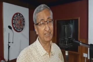 etv bharat special step: corona song recording by Assamese veteran singer pulak banerjee