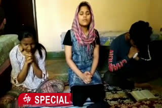 People praying at home in ganesh nagar