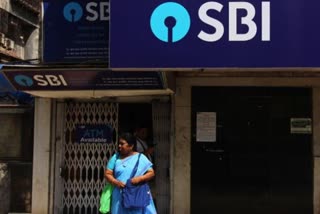 SBI gives staggered withdrawal plan to Jan Dhan accounts  Jan Dhan accounts  withdrawal plan to Jan Dhan accounts  SBI  business news  கரோனா நிதி தொகுப்பு: தள்ளாடும் எஸ்.பி.ஐ.!  கரோனா நிதி தொகுப்பு, மத்திய அரசு, எஸ்.பி.ஐ. அறிக்கை, வங்கிகள் அச்சம், சமூக விலகல்