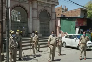 police deployed at mosques at jhansi in uttar pradesh