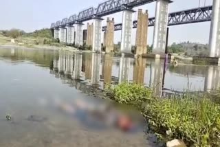 Dead body found floating in Barakar river dhanbad