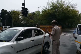 delhi police action against people for lockdown violation