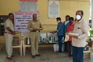 free-food-distribution-to-police