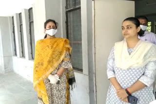 Authority CEO Ritu Maheshwari inspection in community kitchen and shelter home