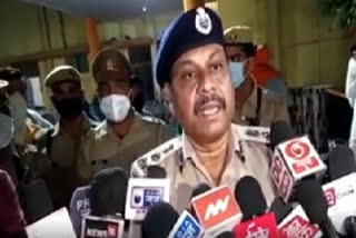 Uttar Pradesh police  Firing in Gonda  Gonda news  Uttar Pradesh news  உத்தரப் பிரதேசத்தில் இரு குழுக்கள் இடையே துப்பாக்கிச் சூடு  மகாத்மா காந்தி தேசிய ஊரக வேலைவாய்ப்பு திட்டம்  உத்தரப் பிரதேசம், துப்பாக்கிச் சூடு