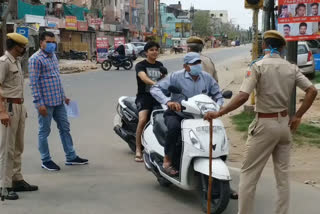 Police action against the lock down violators