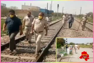 delhi police patrolling mundka railway track due to lockdown