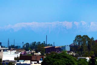 Dhauladhar Mountain range can be seen from Jalandhar