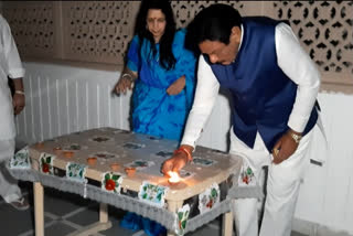 ranjit chautala lit candles