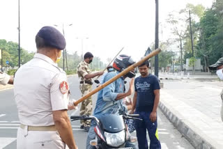 police baton charge