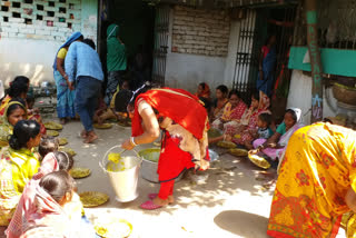 Chief Minister Didi Kitchen is helping the helpless people in pakur