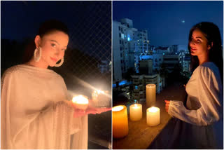 Bollywood divas lighten up candels against covid 19