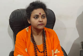 Puja Shakun Pandey, Hindu Mahasabha