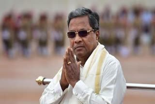 Siddaramaiah  Karnataka CM  COVID-19  special package to help working class  Chief Minister Yediyurappa  கர்நாடகா, சித்த ராமையா, எடியூரப்பா, காங்கிரஸ், பாஜக